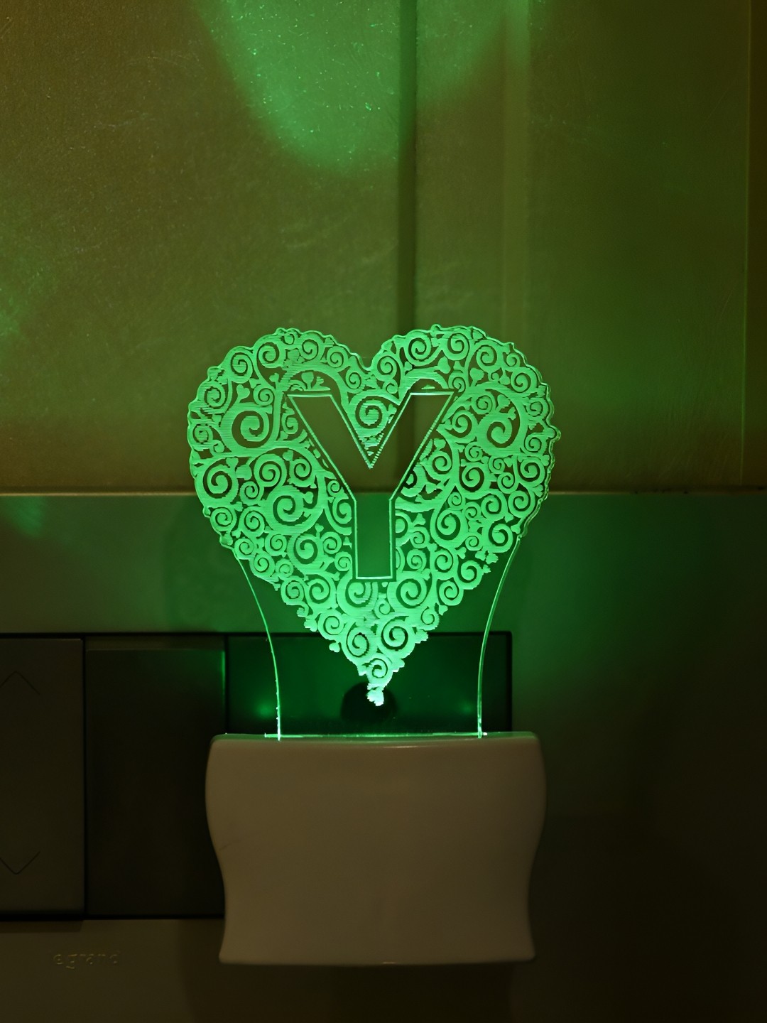

Afast White & Transparent Acrylic 3D Illusion LED Plug Night Lamps