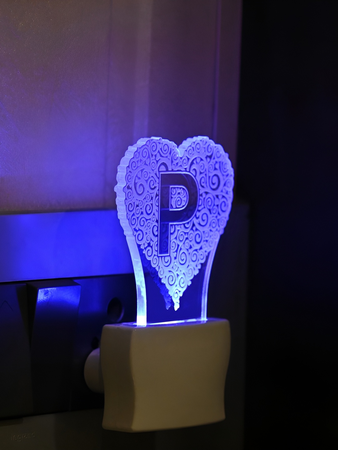 

Afast White Acrylic Wall Lamp