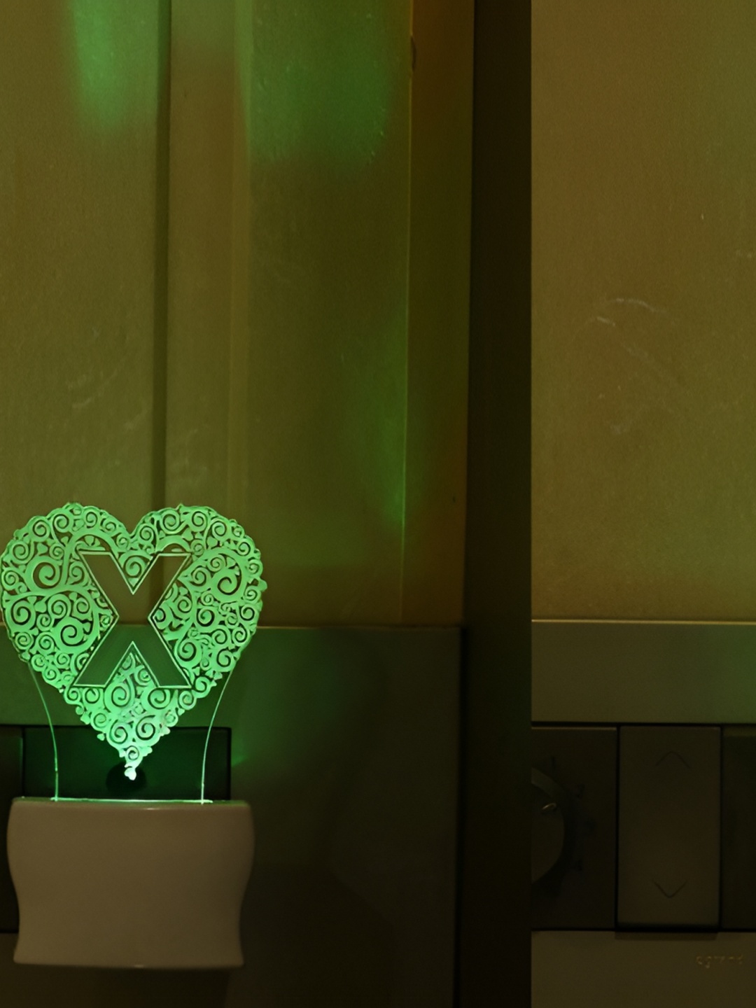 

Afast Transparent & Green 2 Pieces Textured Acrylic Contemporary Wall Lamps