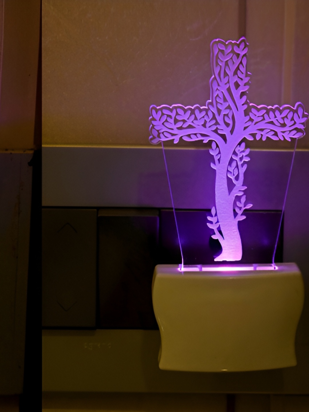 

Afast White Acrylic Wall Lamp
