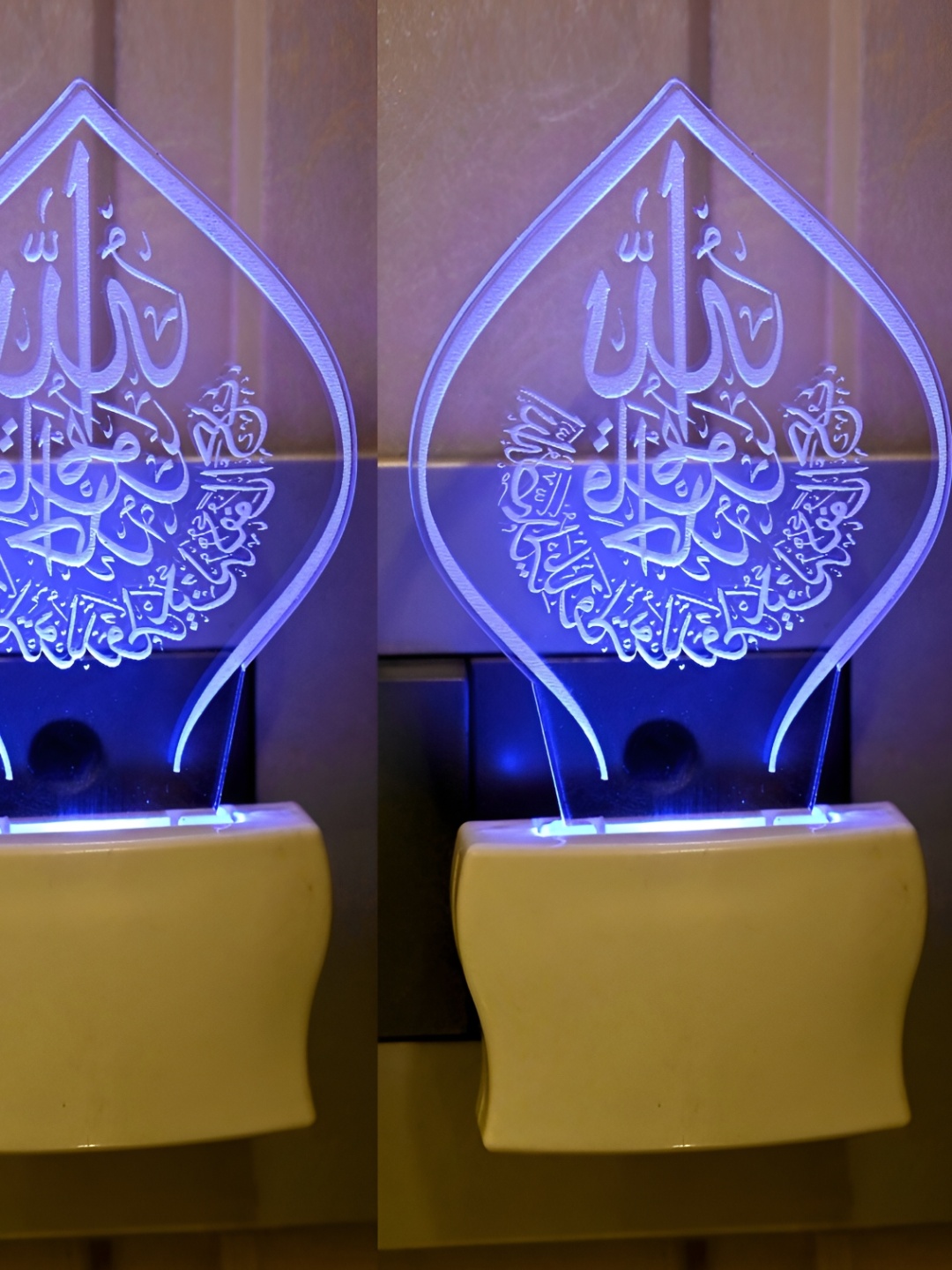 

Afast Blue 2 Pcs Acrylic Wall Lamp