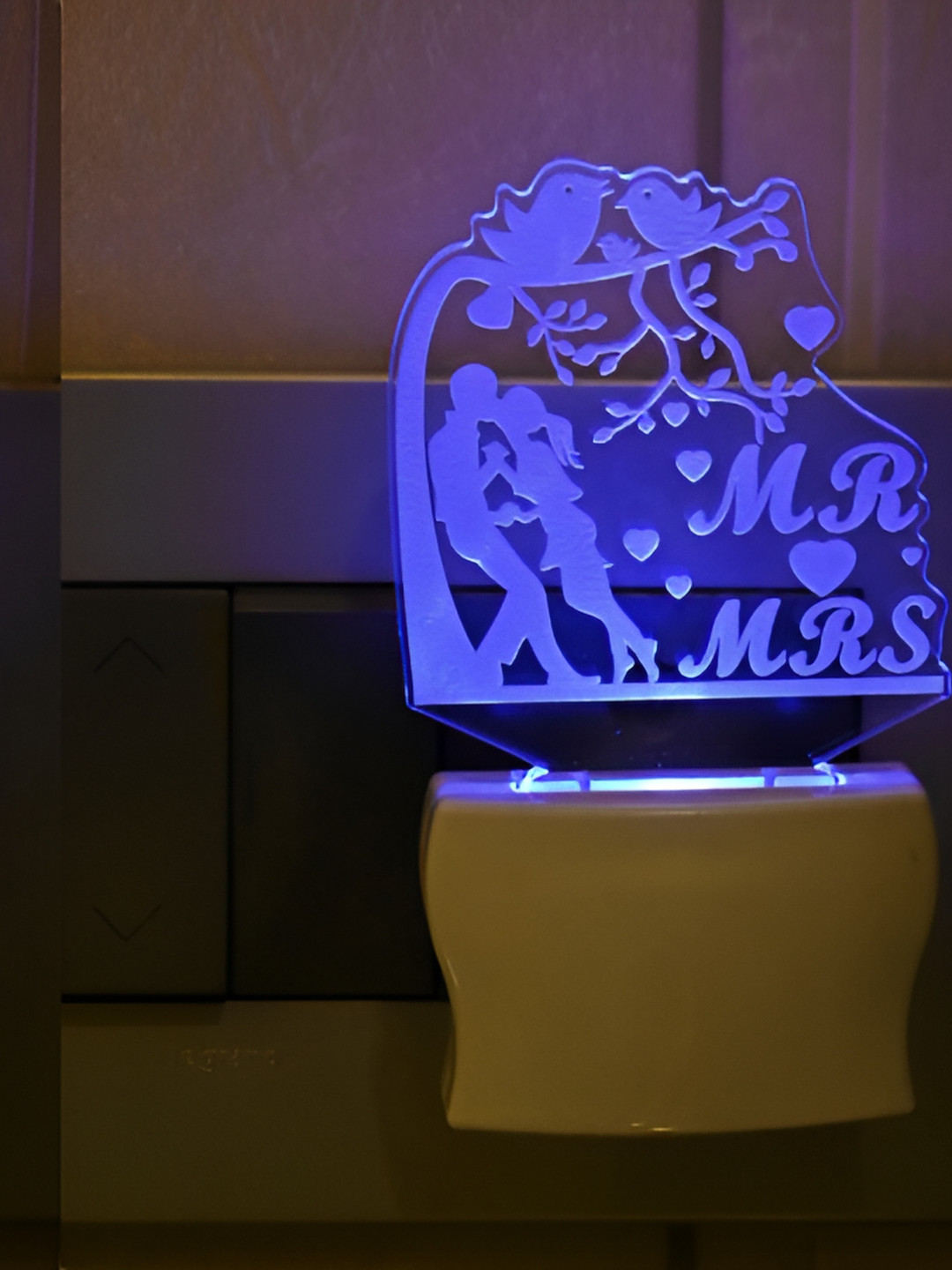 

Afast Blue Acrylic Wall Lamp, Navy blue