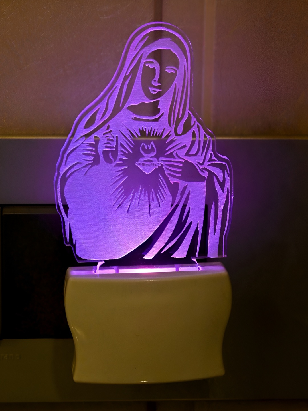 

Afast Purple Acrylic Wall Lamp