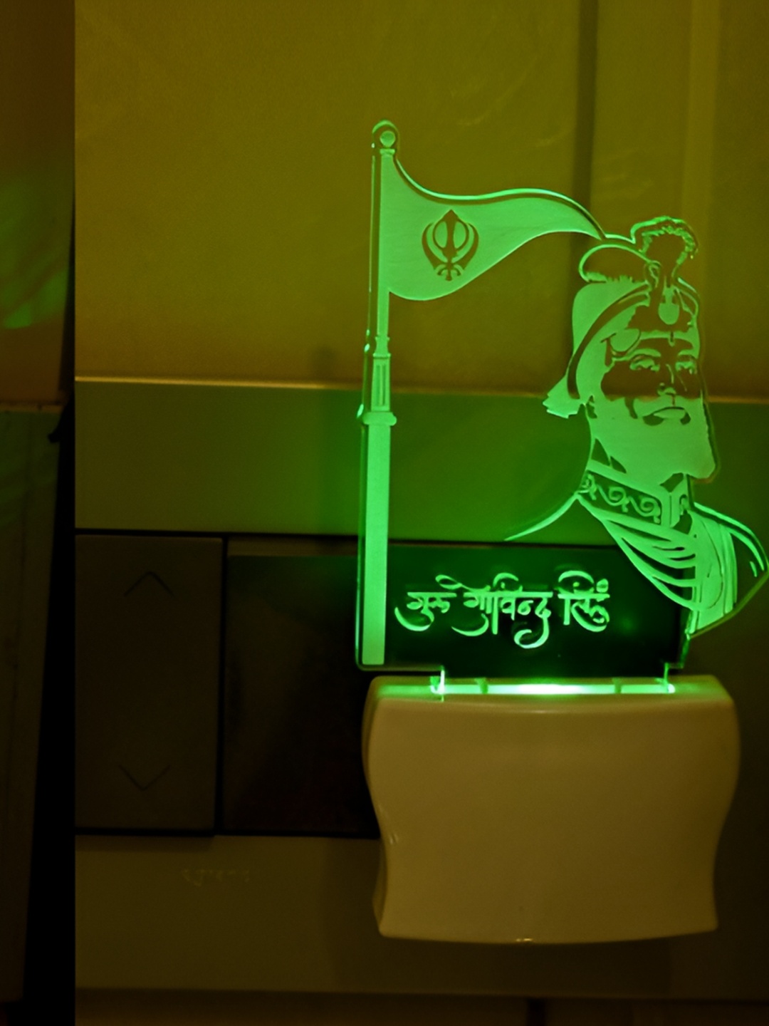 

Afast Green Acrylic Wall Lamp