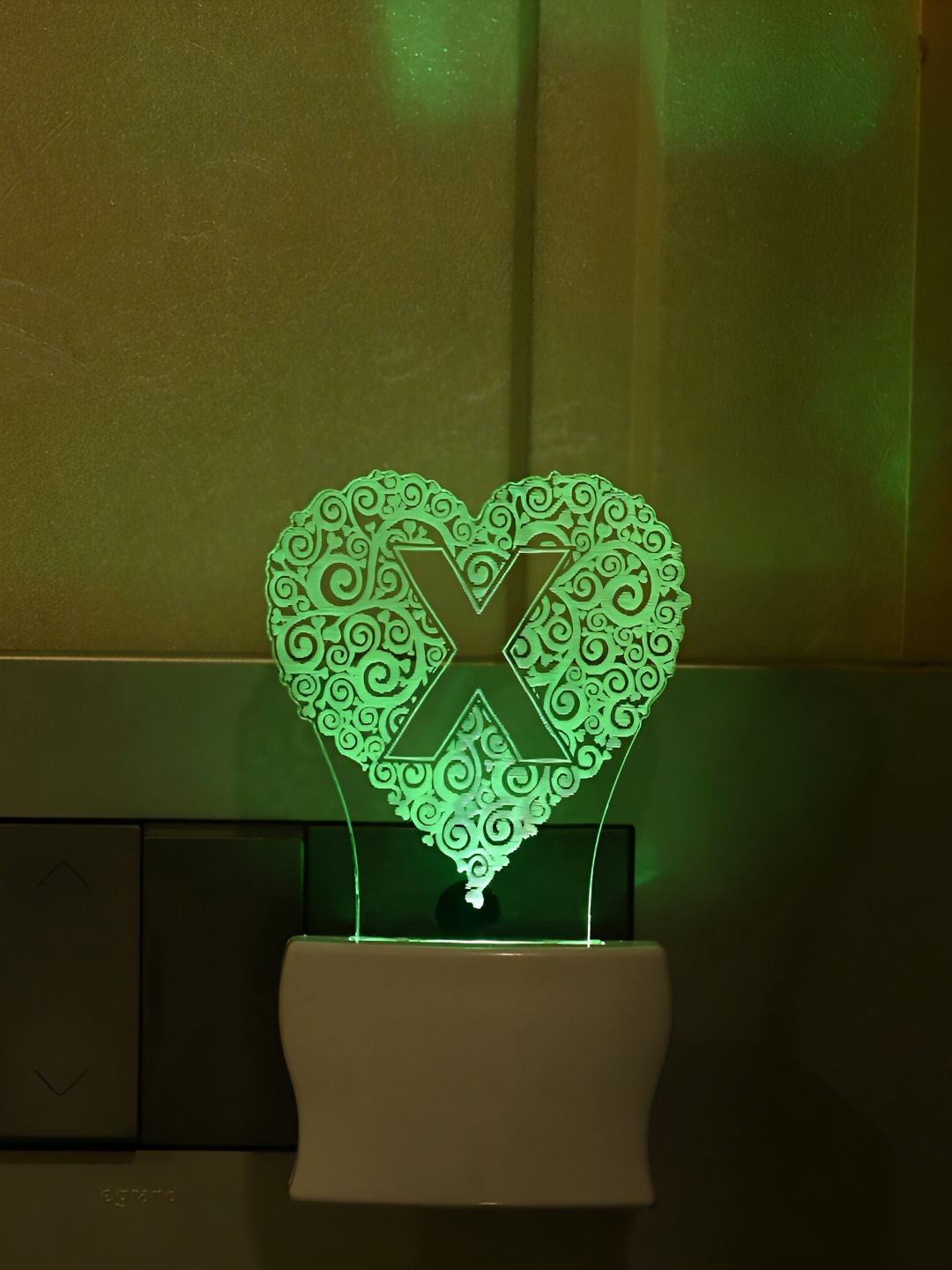 

Afast Green Printed Contemporary Acrylic Night Wall Lamp