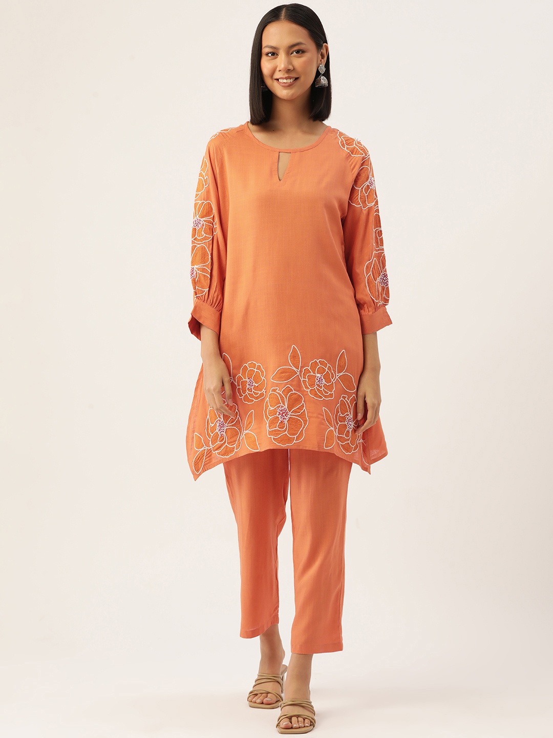 

MISRI Floral Embroidered Thread Work Kurti with Palazzos, Orange