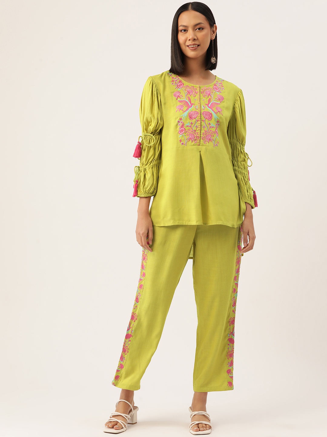 

MISRI Floral Embroidered Co-Ords, Green
