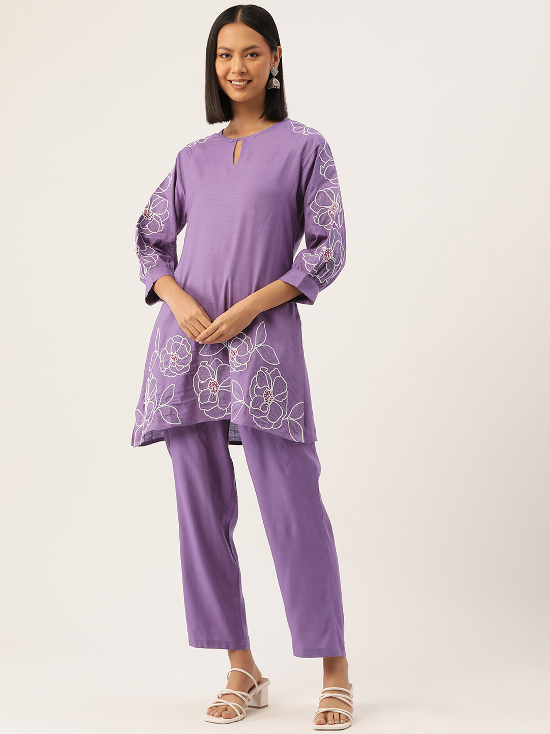 

MISRI Floral Embroidered Kurti with Palazzos, Purple
