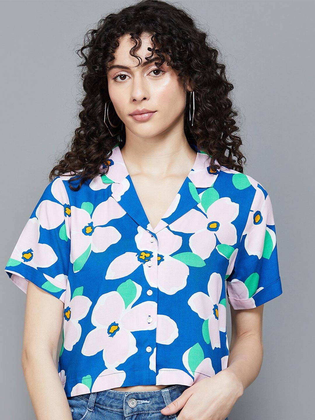 

Ginger by Lifestyle Floral Printed Laple Collar Shirts, Blue