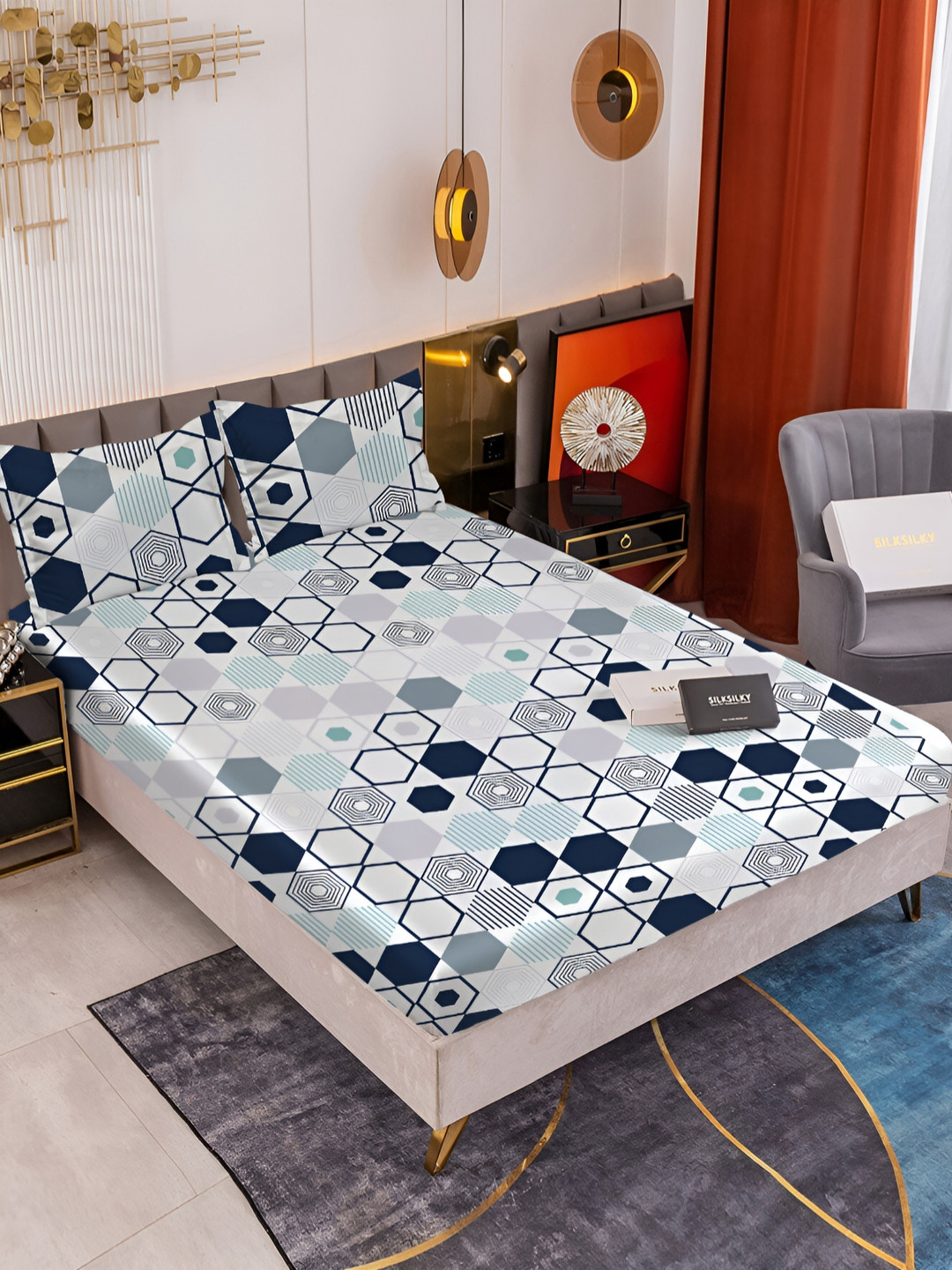 

HOMECRUST White & Blue Geometric Fitted 210 TC Queen Bedsheet With 2 Pillow Covers