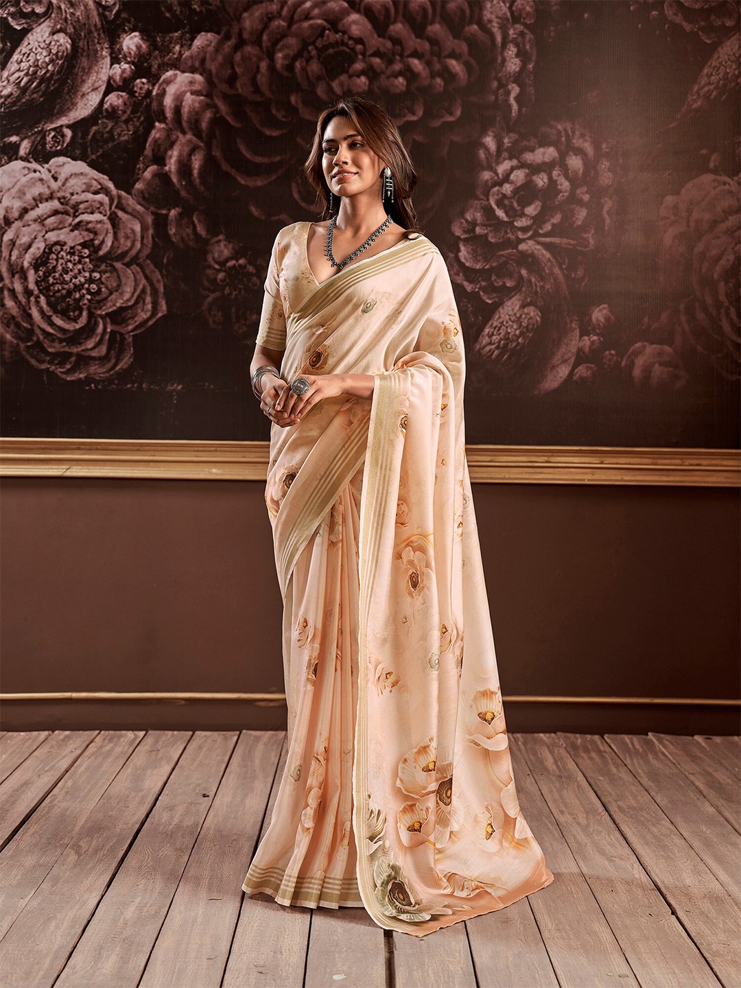 

elora Floral Printed Pure Silk Saree, Brown