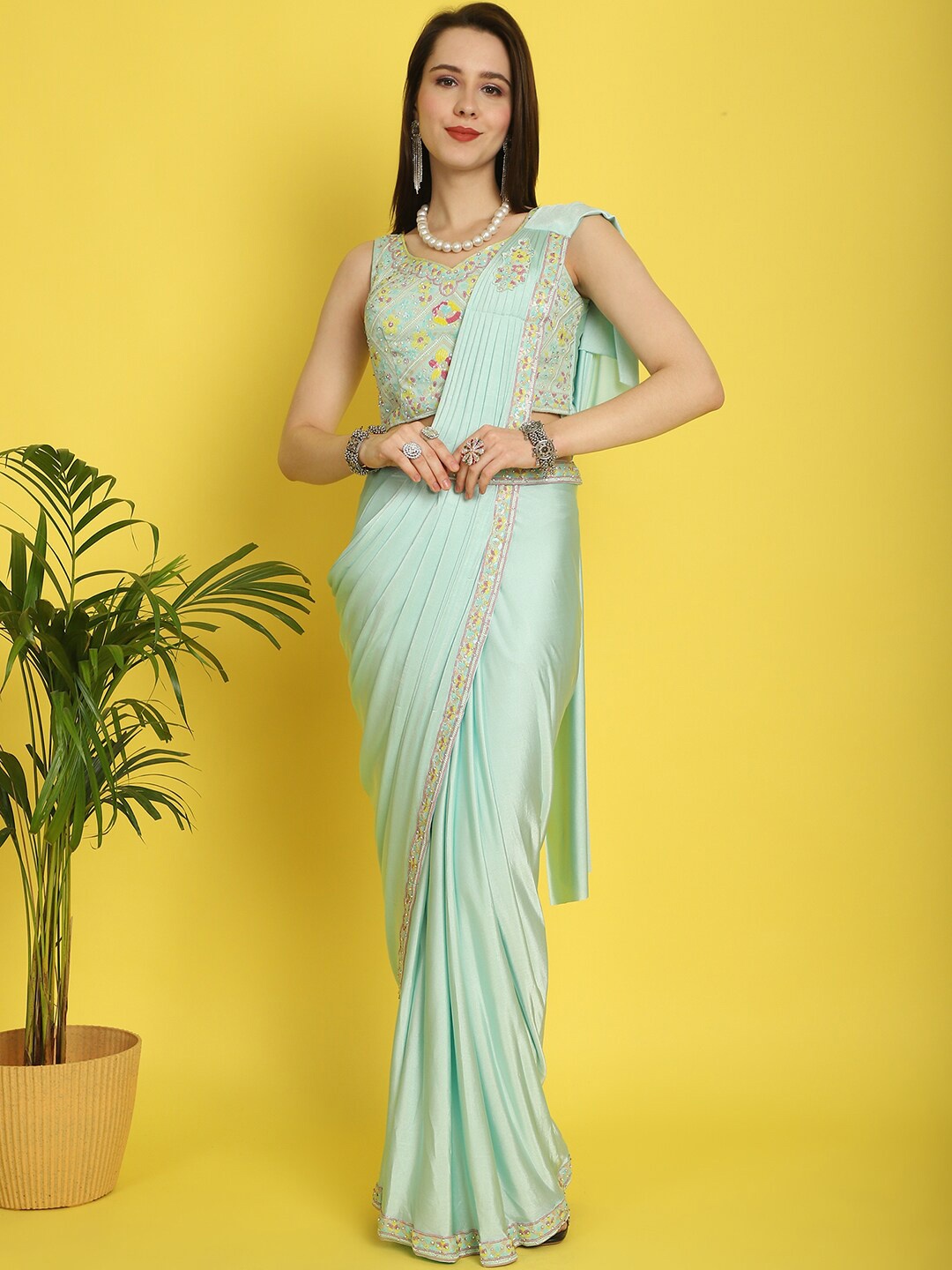 

Grancy Sequinned Detailed Ready to Wear Saree, Sea green