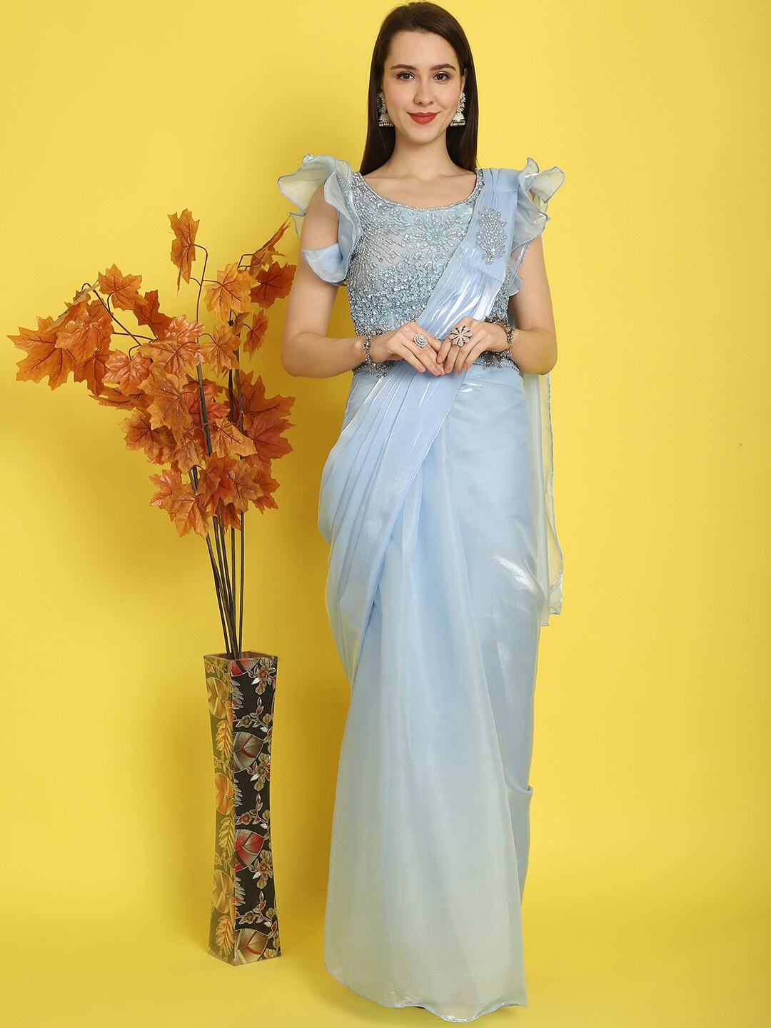 

Grancy Sequinned Detailed Organza Ready to Wear Saree, Blue