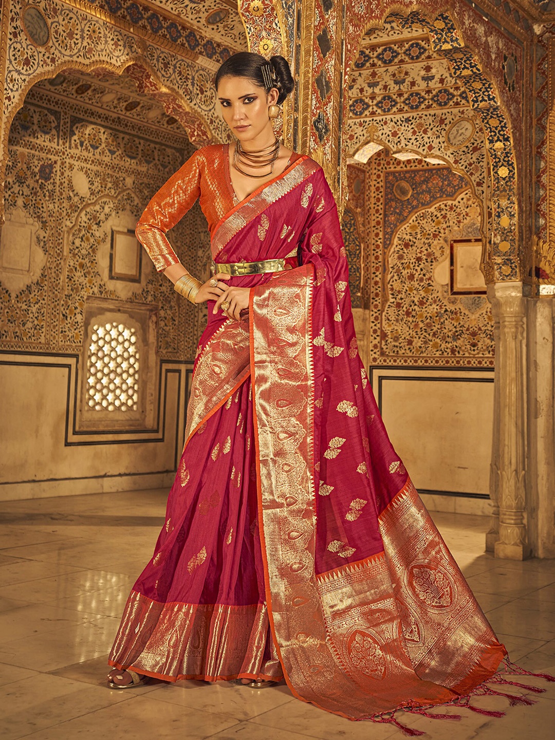 

elora Ethnic Motifs Woven Design Zari Kanjeevaram Saree, Maroon
