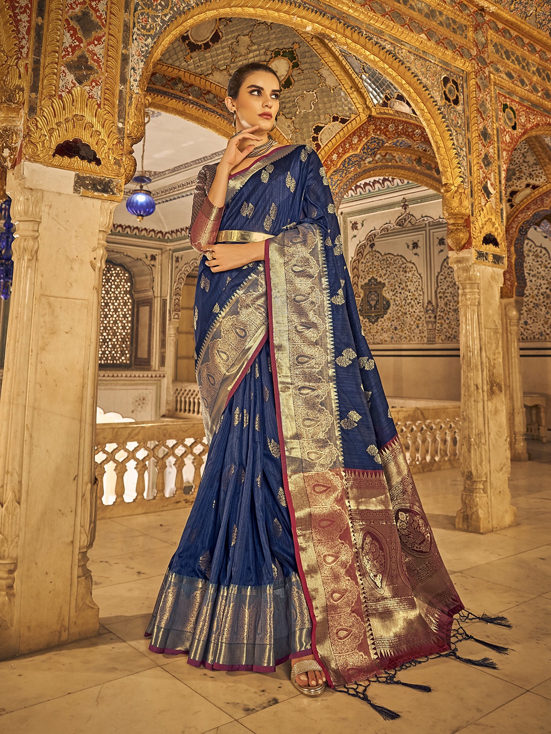 

elora Ethnic Motifs Woven Design Zari Kanjeevaram Saree, Blue