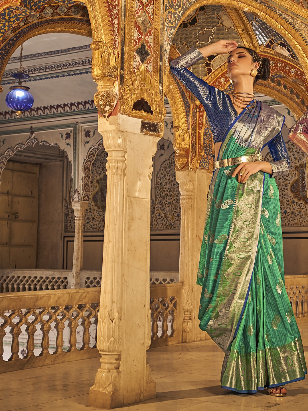 

elora Ethnic Motifs Woven Design Zari Kanjeevaram Saree, Green
