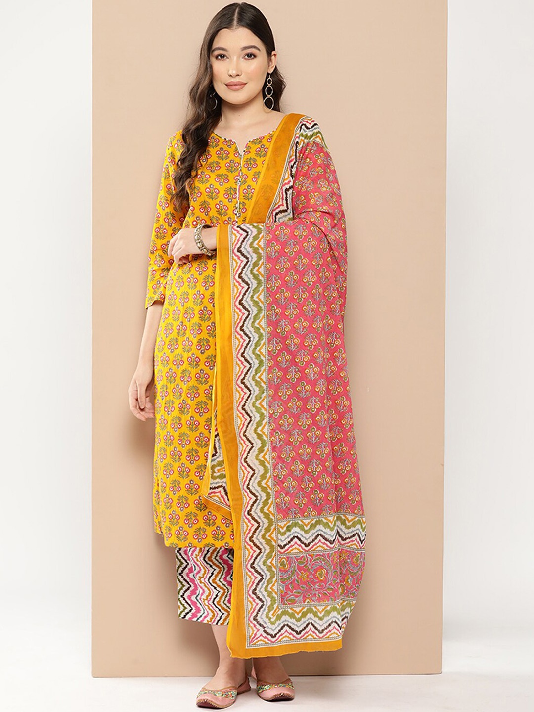

ODETTE Ethnic Motifs Printed Regular Kurta with Trousers & Dupatta, Yellow