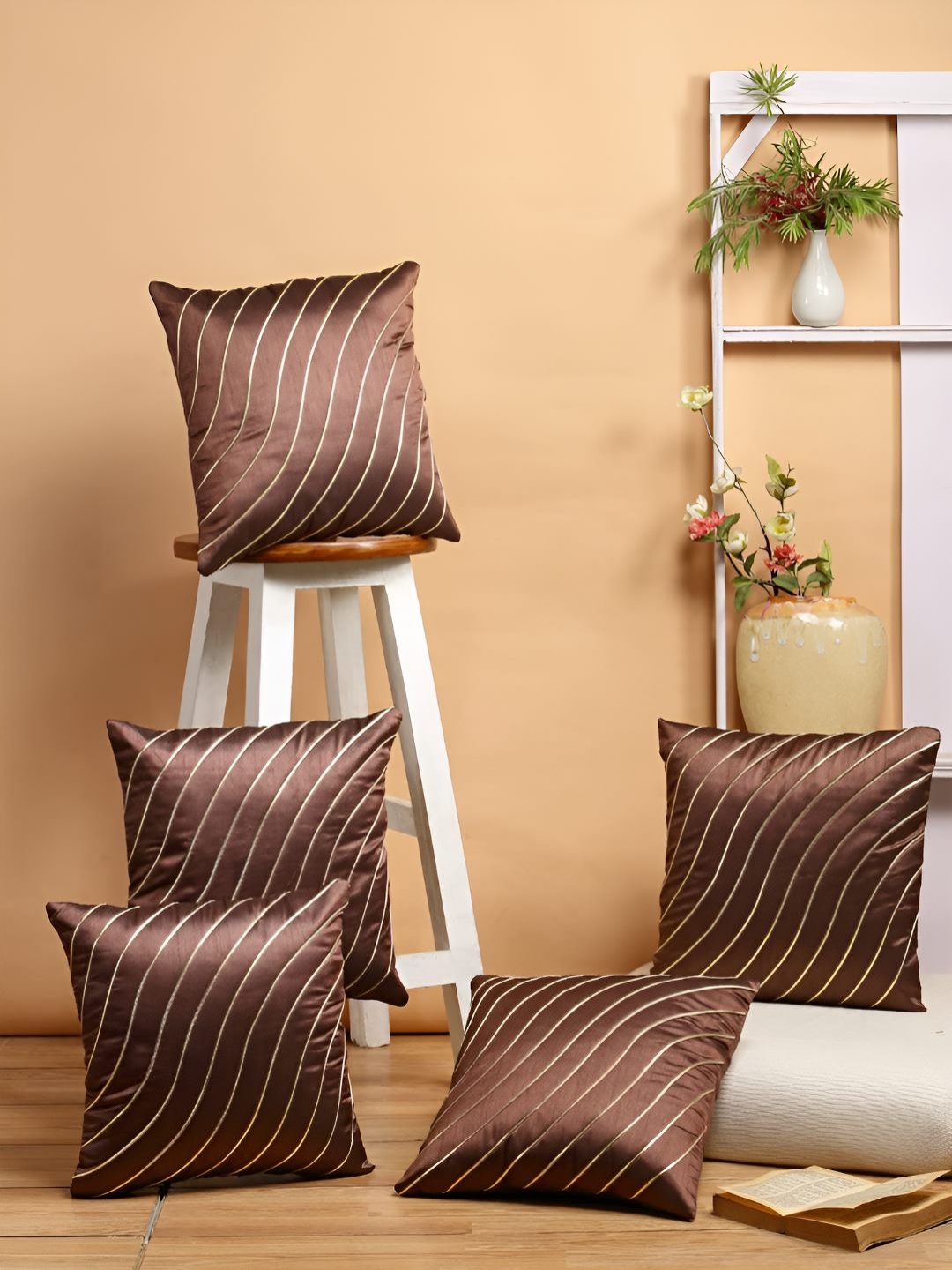

Stuff N' Fluff Brown 5 Pieces Wave Striped Square Cushion Covers