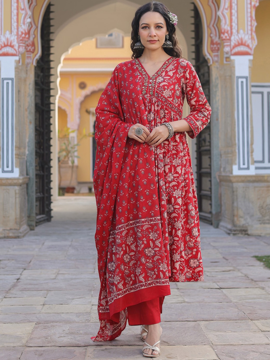 

Rain & Rainbow Floral Printed Empire Sequinned Pure Cotton Kurta With Trousers & Dupatta, Red