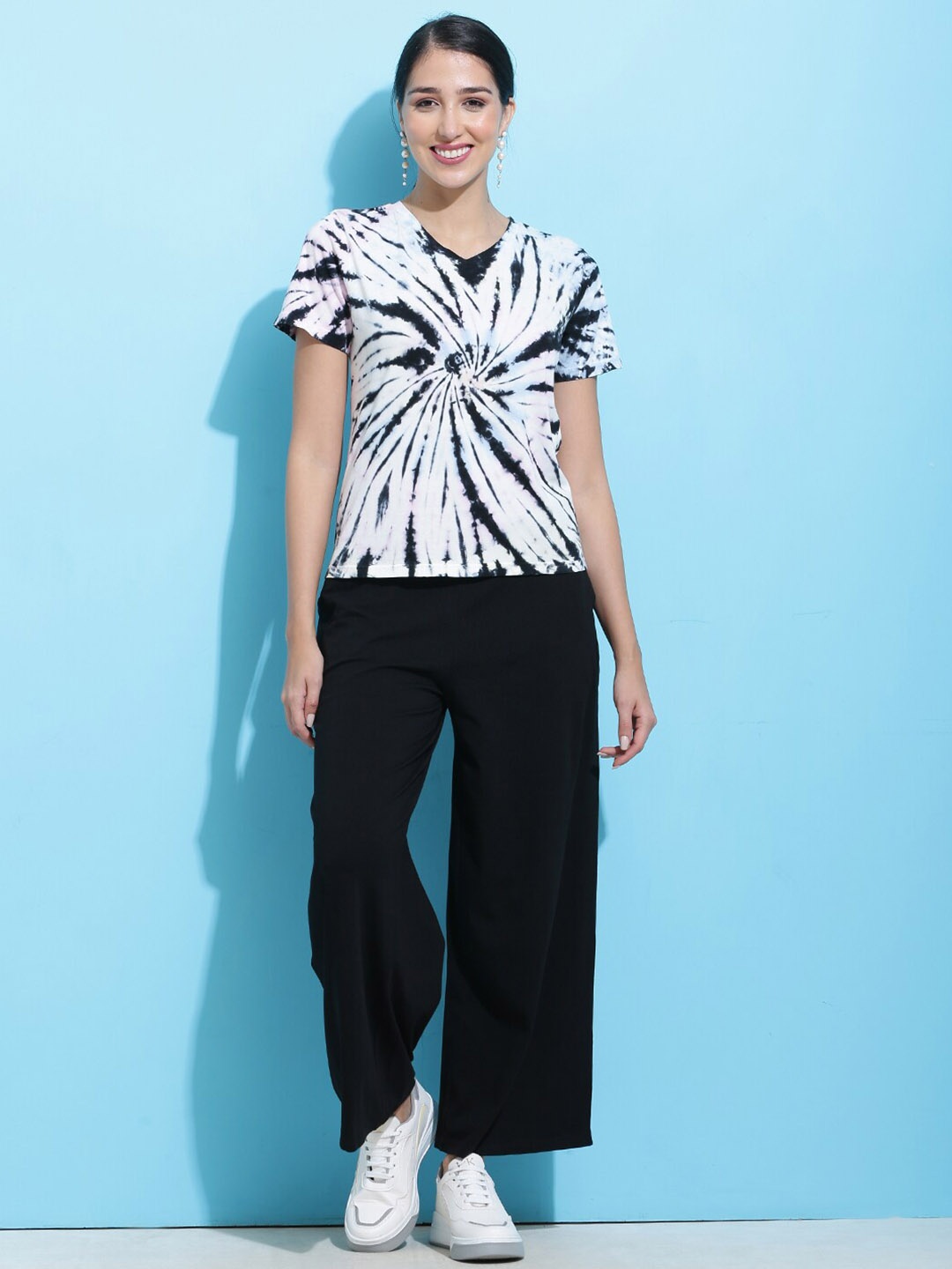 

SQew Tie & Dye Pure Cotton T-shirt With Trouser, White