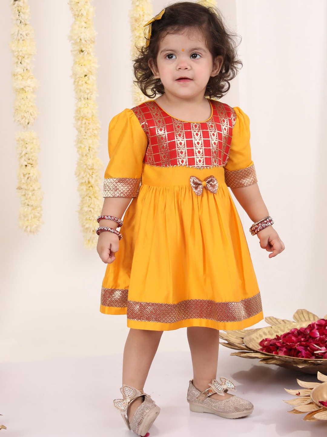 

VASTRAMAY Infant Girls Self Design Bow Fit & Flare Ethnic Dress, Yellow