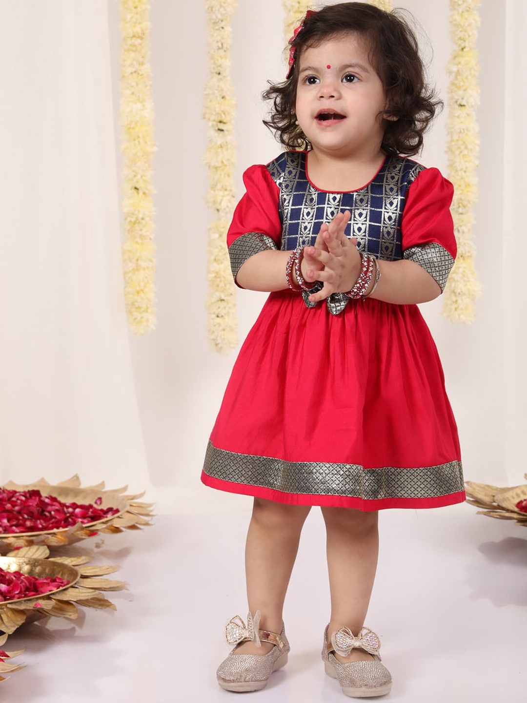 

VASTRAMAY Infant Girls Self Design Bow Fit & Flare Ethnic Dress, Red