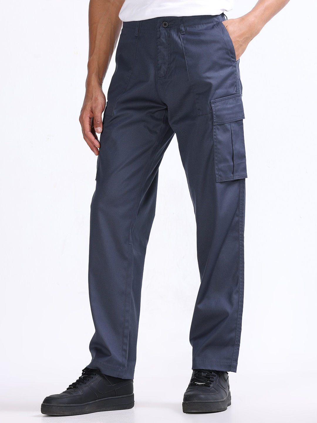 

Tailoraedge Men Relaxed Mid-Rise Loose Fit Cargos, Grey