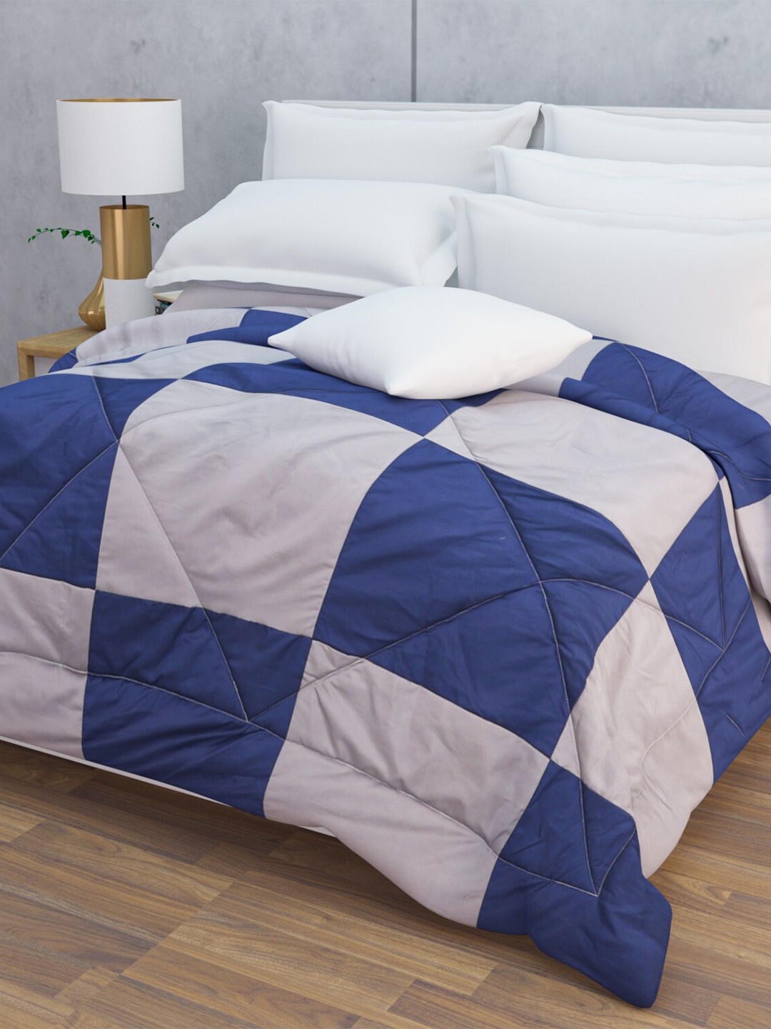 

BLUSH Blue & White Checked 150 GSM Double Bed Comforter