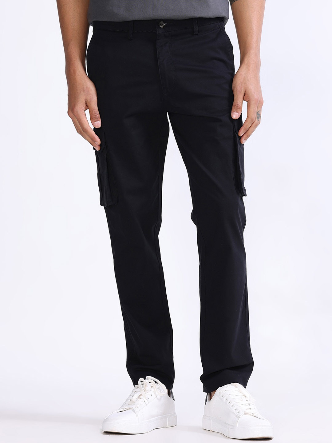 Tailoraedge Men Tailored Mid-Rise Cargos, Black
