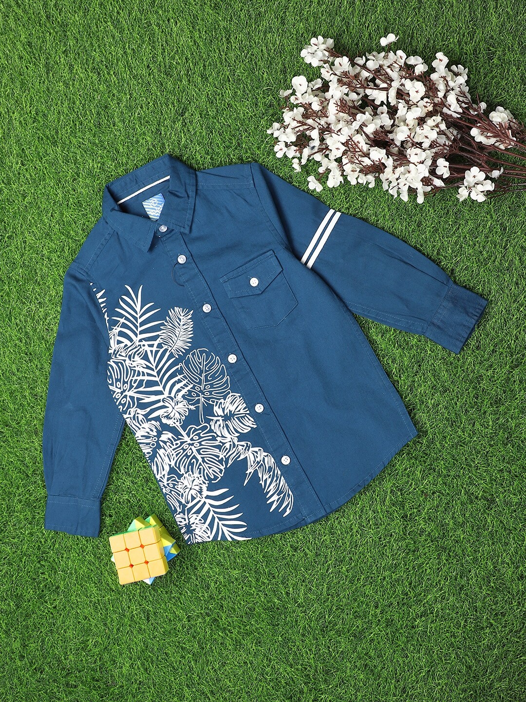 

V-Mart Boys Floral Printed Twill Weave Cotton Casual Shirt, Blue