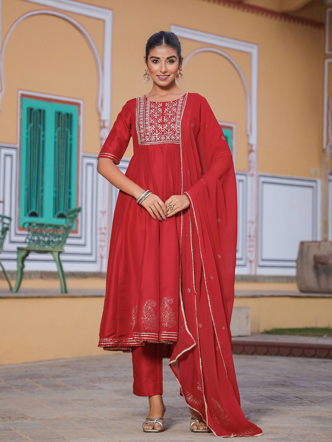 

AHIKA Ethnic Motifs Yoke Design Anarkali Kurta & Trousers With Dupatta, Red