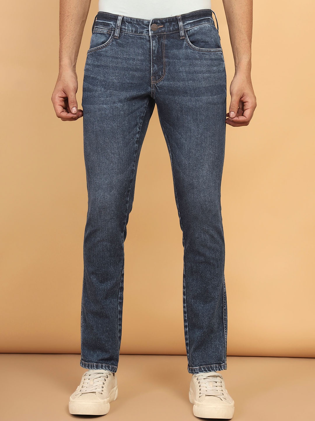 

Wrangler Men Skanders Slim Fit Low-Rise Clean Look Stretchable Jeans, Blue