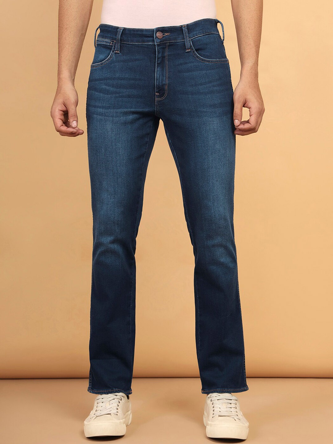 

Wrangler Men Millard Mid Rise Clean Look Stretchable Jeans, Blue