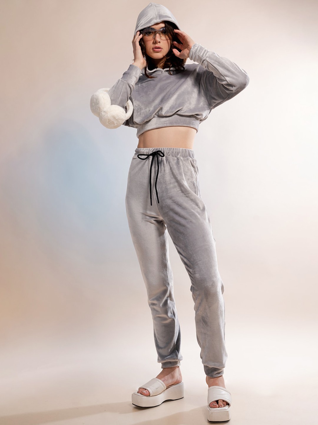 

Stylecast X Hersheinbox Grey Hooded Co-Ords
