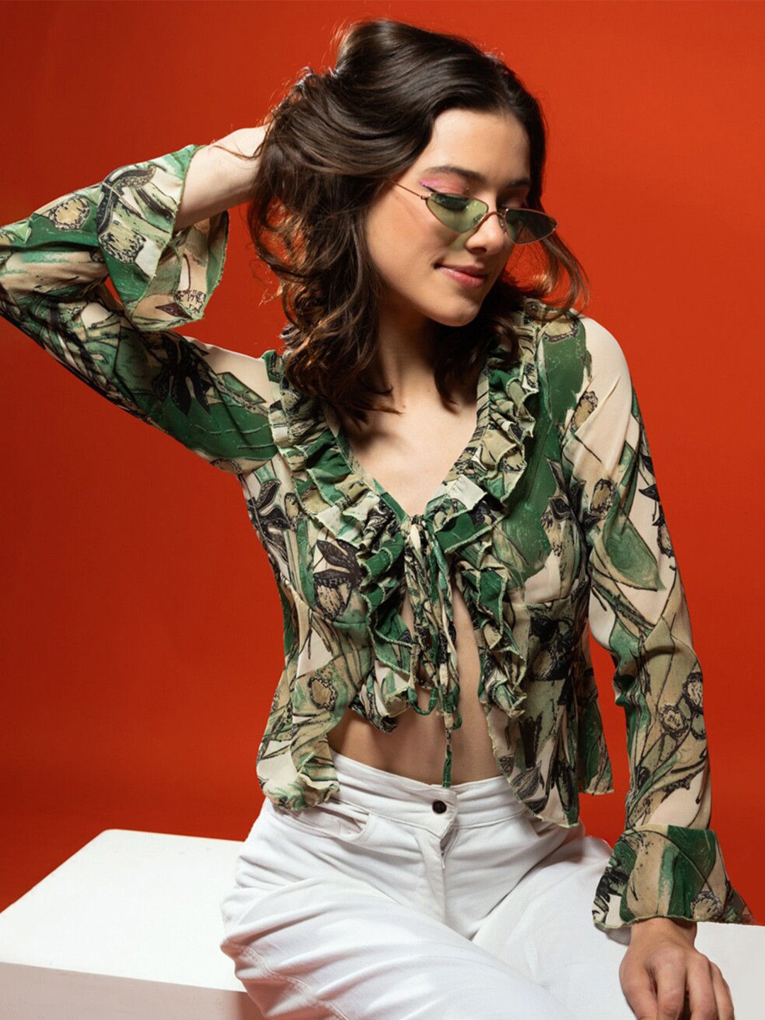 

Stylecast X Hersheinbox Floral Printed V-Neck Tie-Ups Detail Georgette Bralette Crop Top, Green