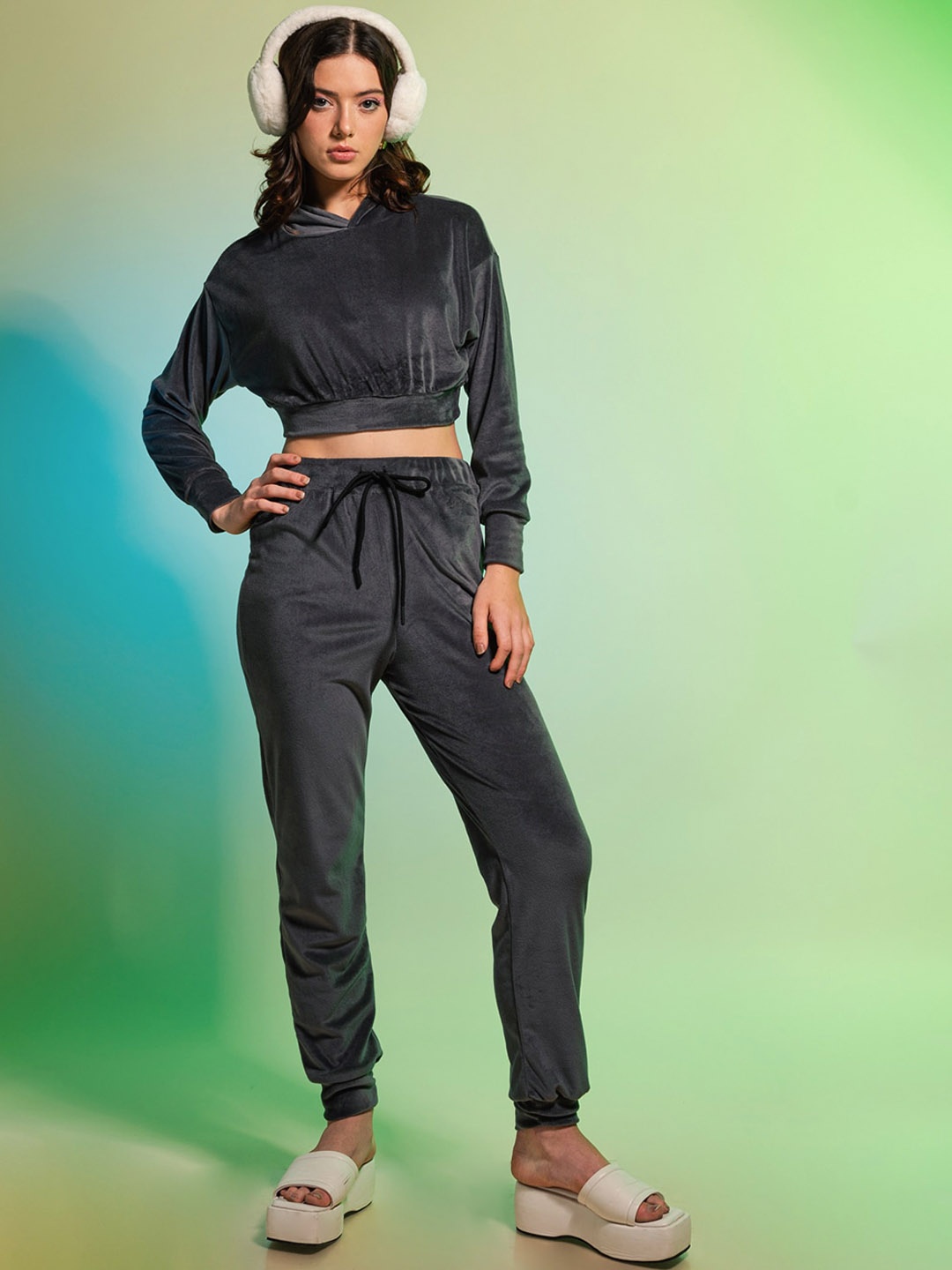 

Stylecast X Hersheinbox Grey Hooded Co-Ords