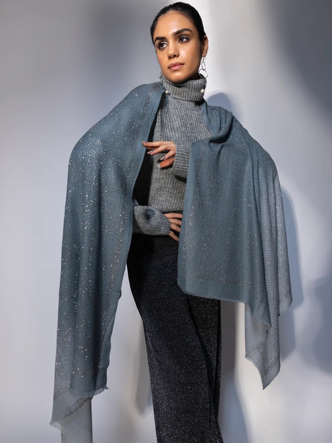 

MODARTA Women Grey Swarovski Design Shawl