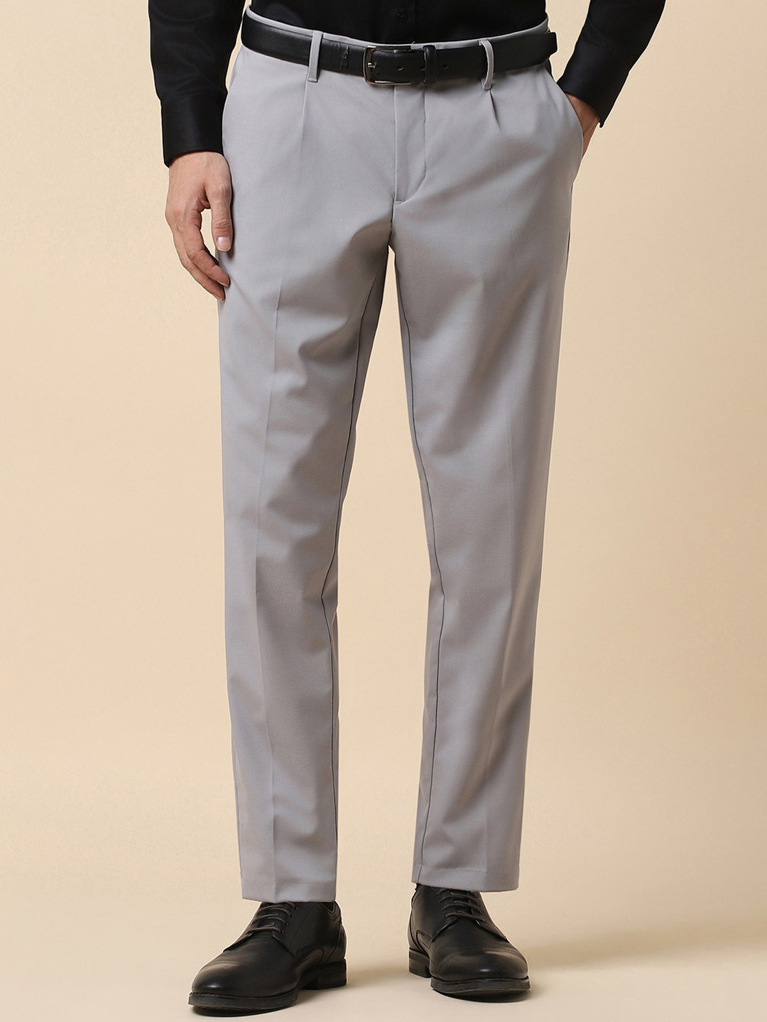 

Allen Solly Men Slim Fit Pleated Formal Trouser, Grey