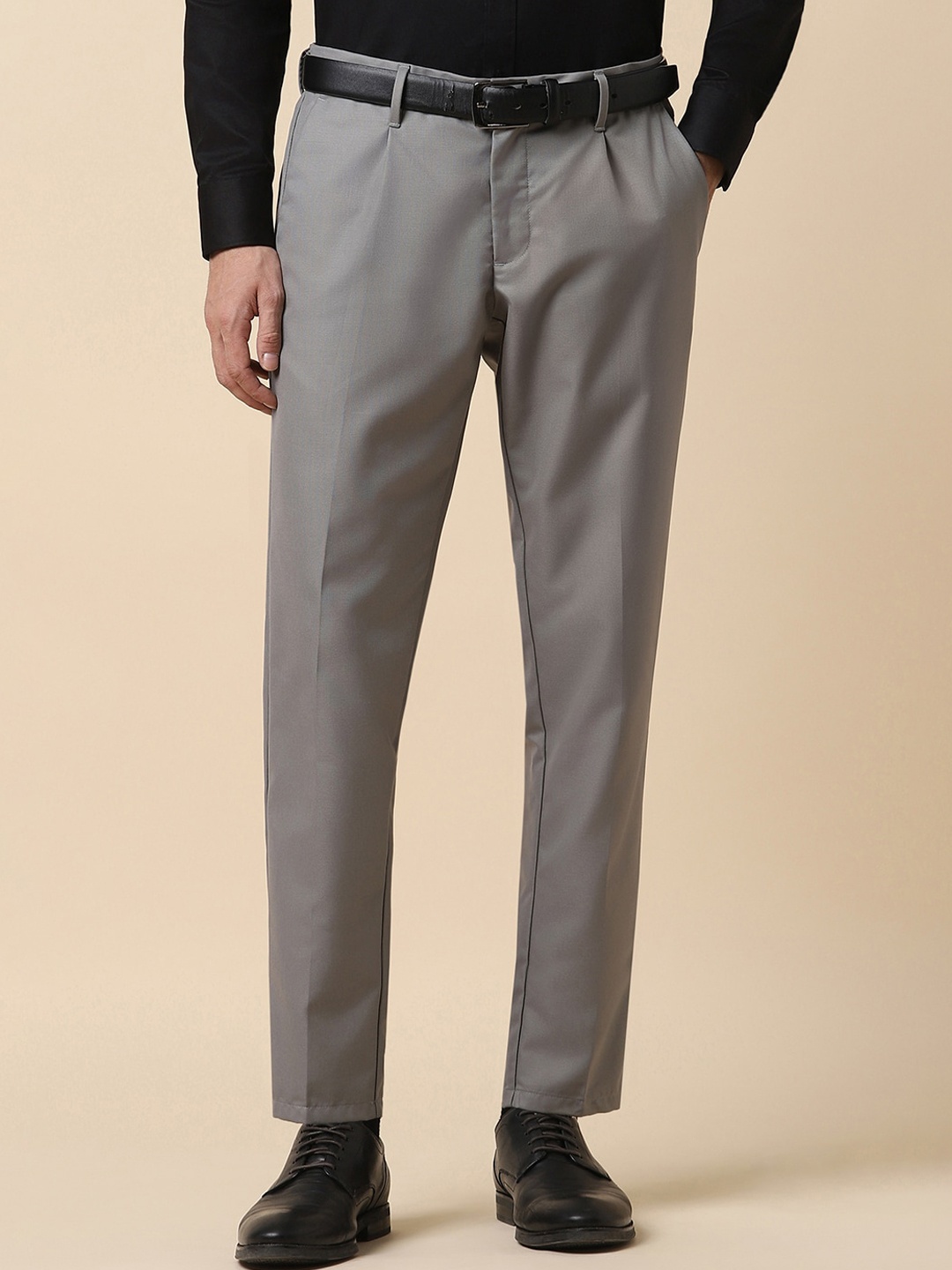 

Allen Solly Men Slim Fit Pleated Formal Trouser, Grey