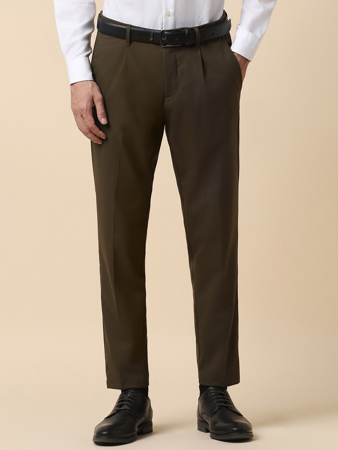

Allen Solly Men Slim Fit Pleated Formal Trousers, Brown