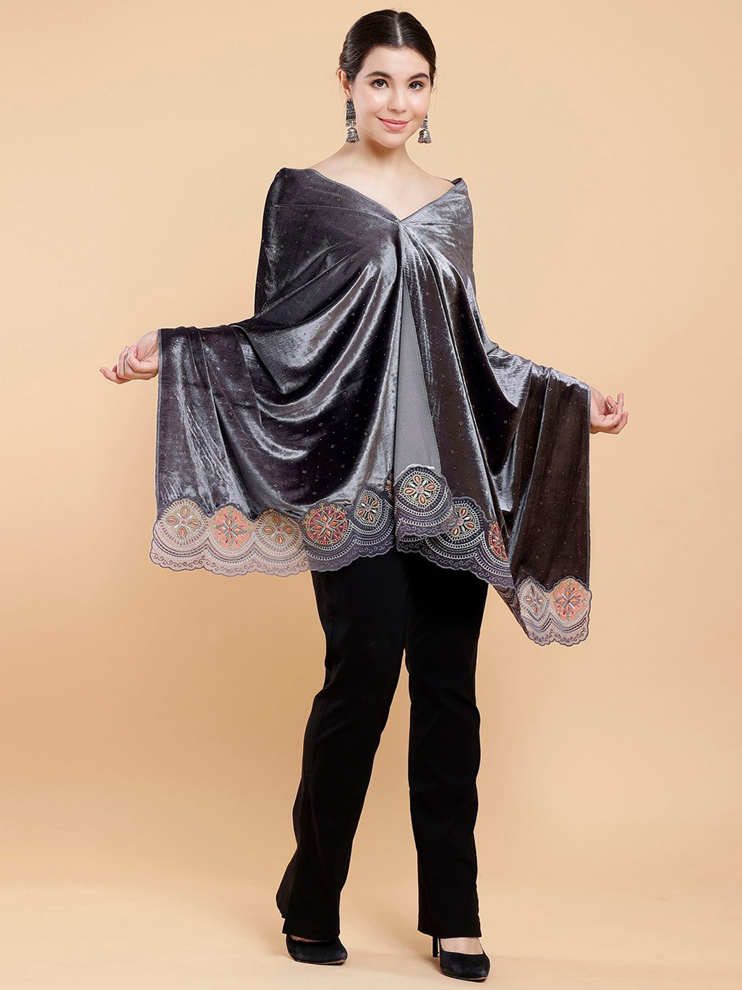 

Moda Chales Women Embellished Beads and Stones Pure Velvet Shawl, Grey