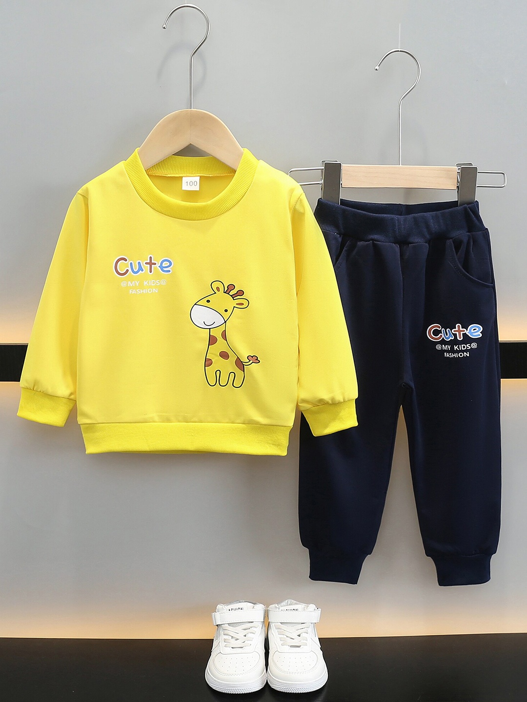 

StyleCast Boys Printed Clothing Set, Yellow