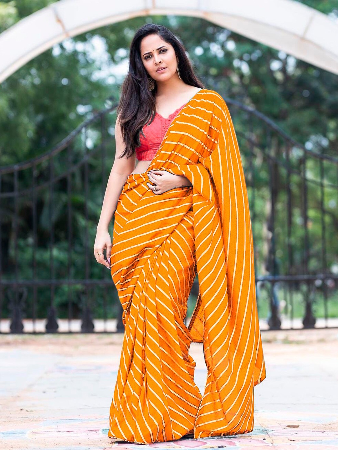 

Sidhidata Gold-Toned Leheriya Gotta Patti Designer Leheriya Saree, Orange