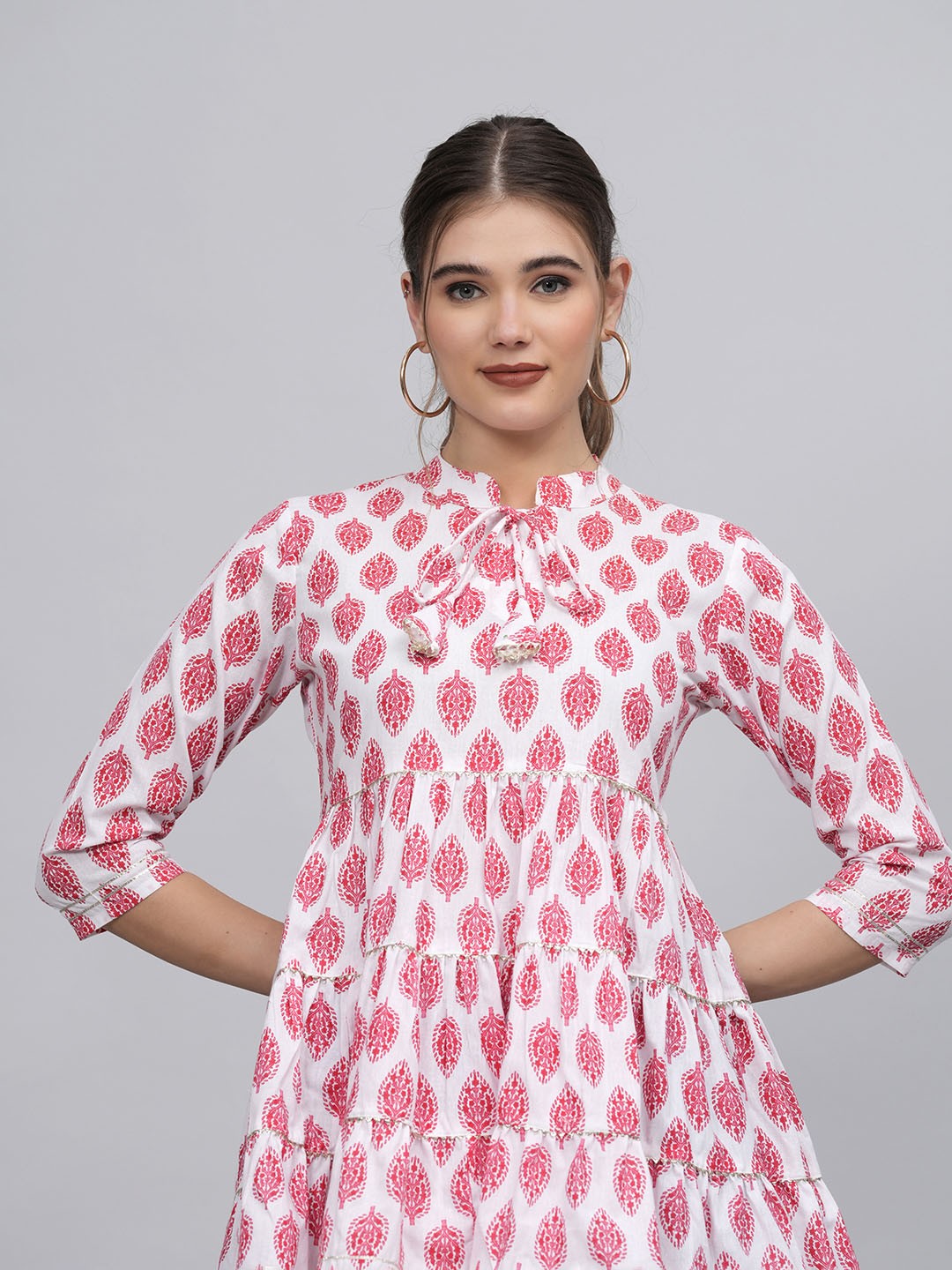 

JC4U Pink & Pink Floral Print Mandarin Collar Ethnic Cotton Crop Top
