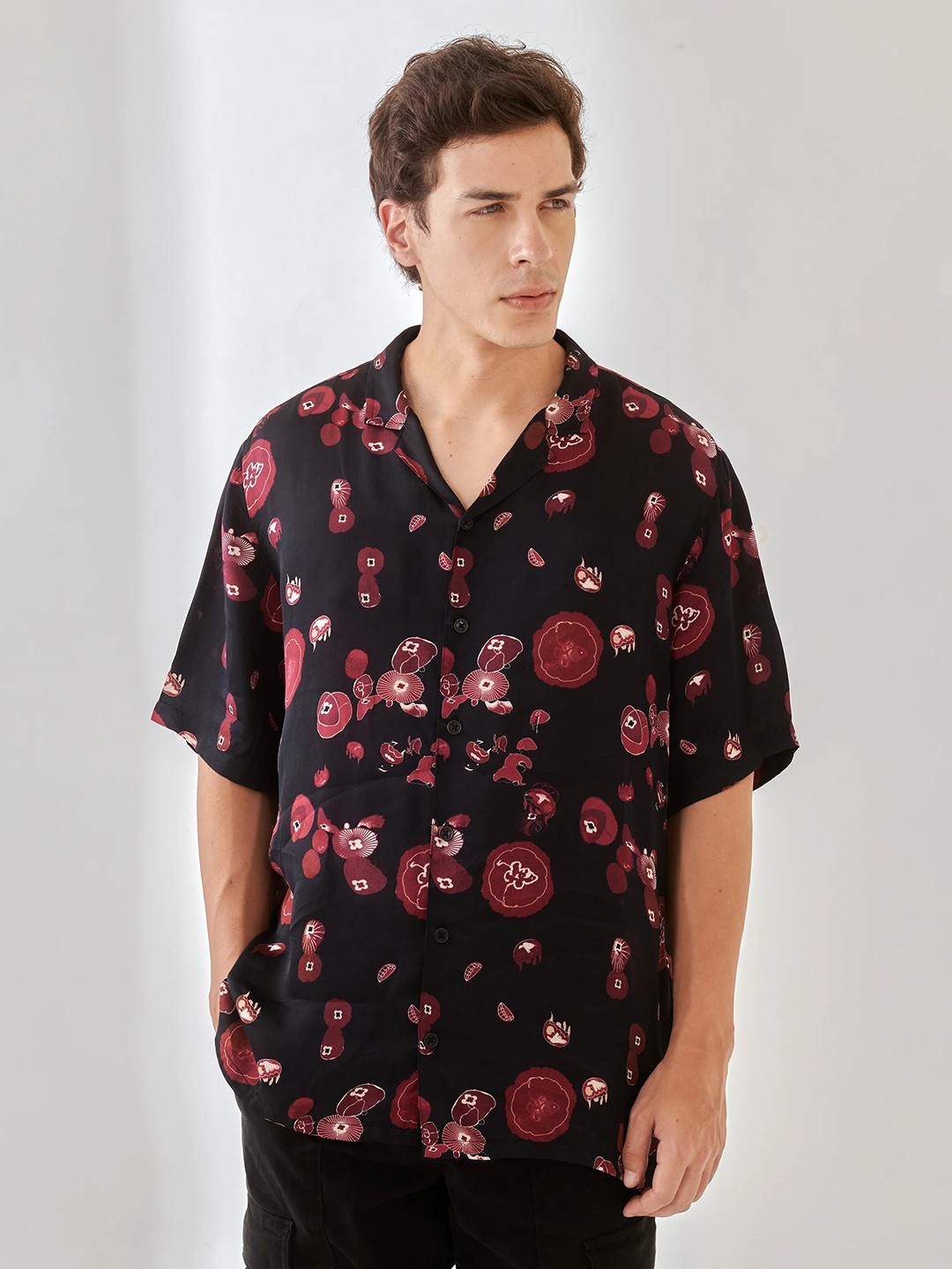 

QB MEN Classic Oversized Fit Abstract Printed Silk Casual Shirt, Black