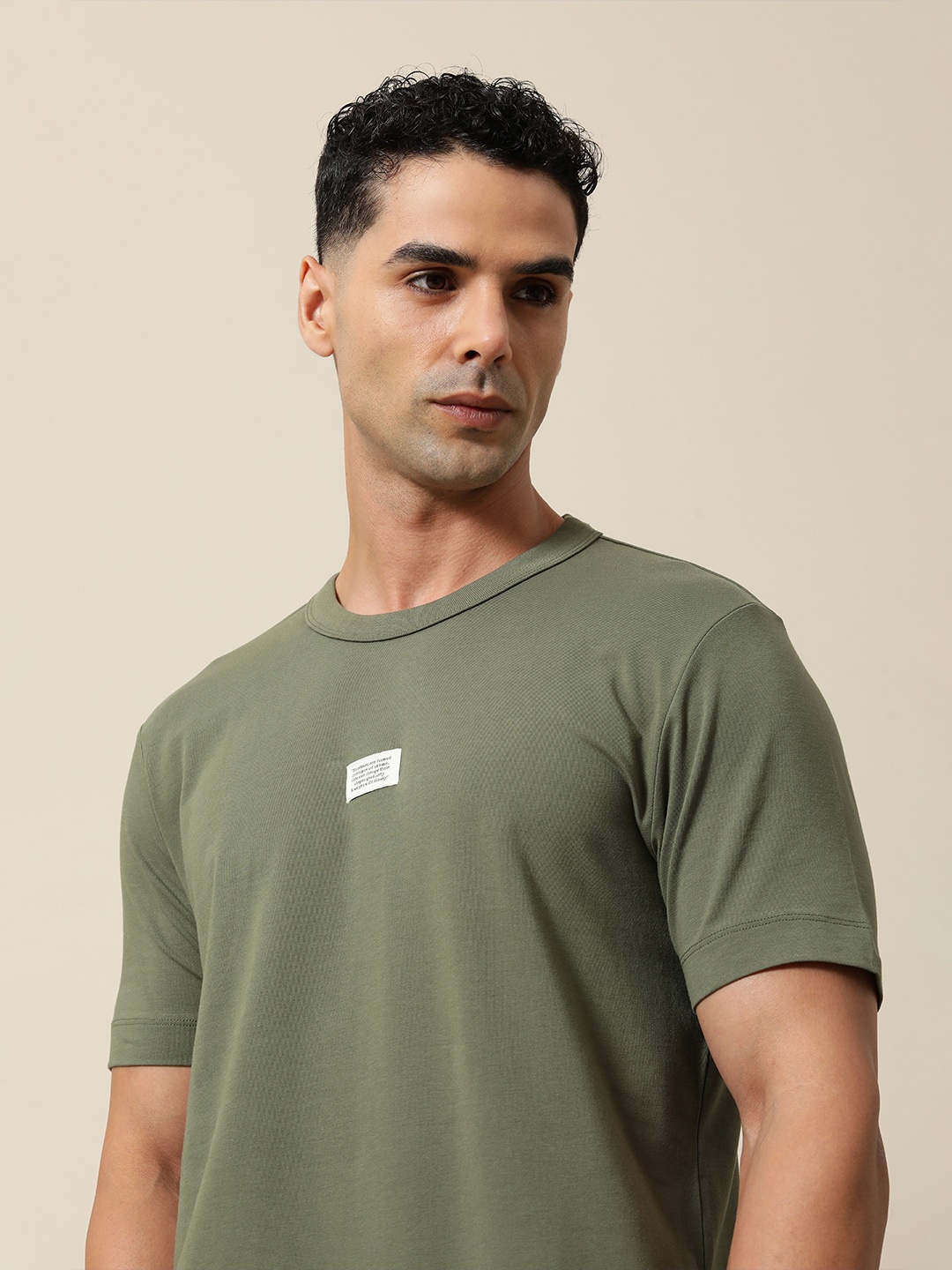 

Mr Bowerbird Tailored Fit Applique Philsosophy Muscle T-shirt, Olive