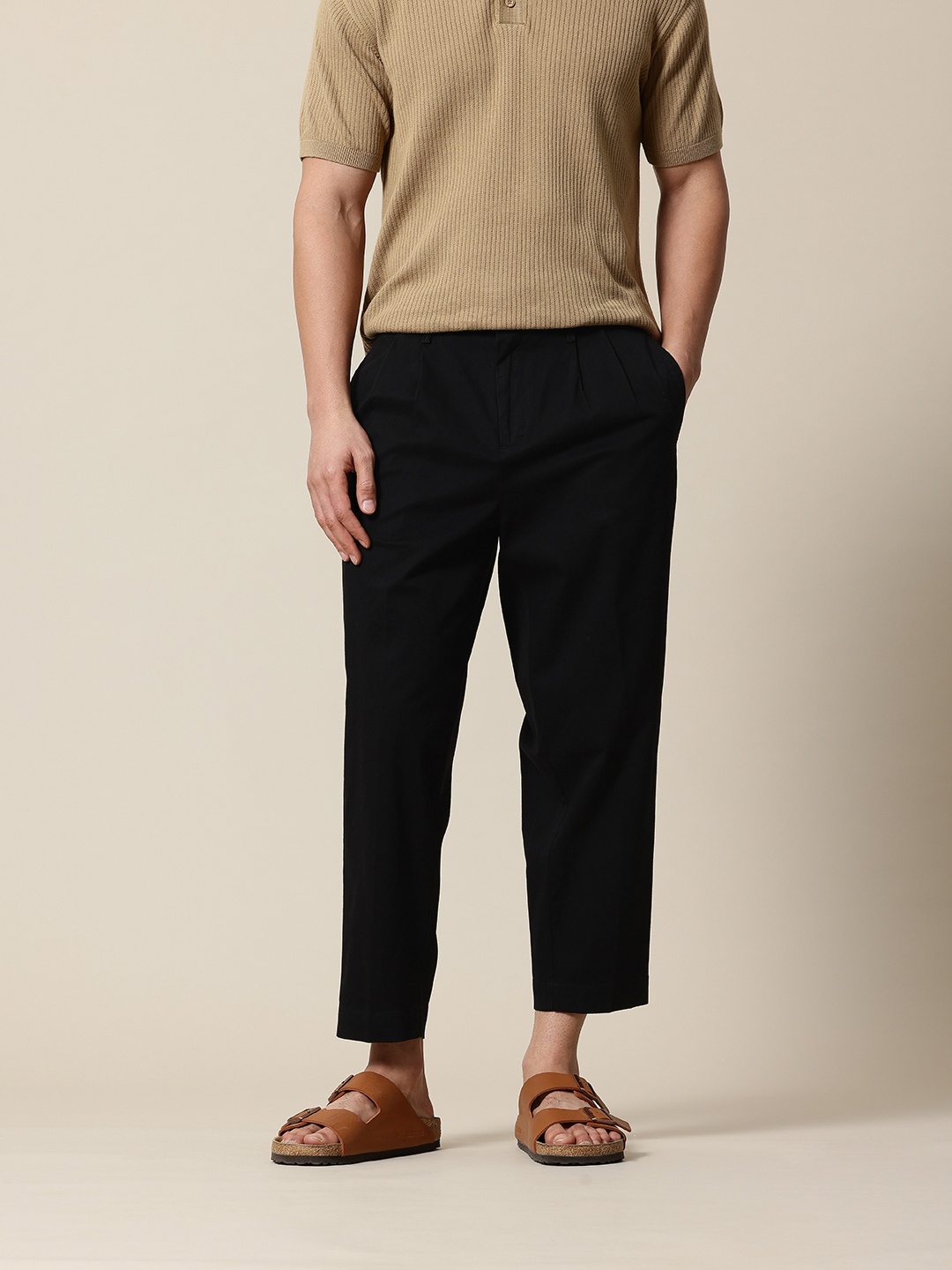 

Mr Bowerbird Men Oversized Fit Pleated Korean Trousers, Black