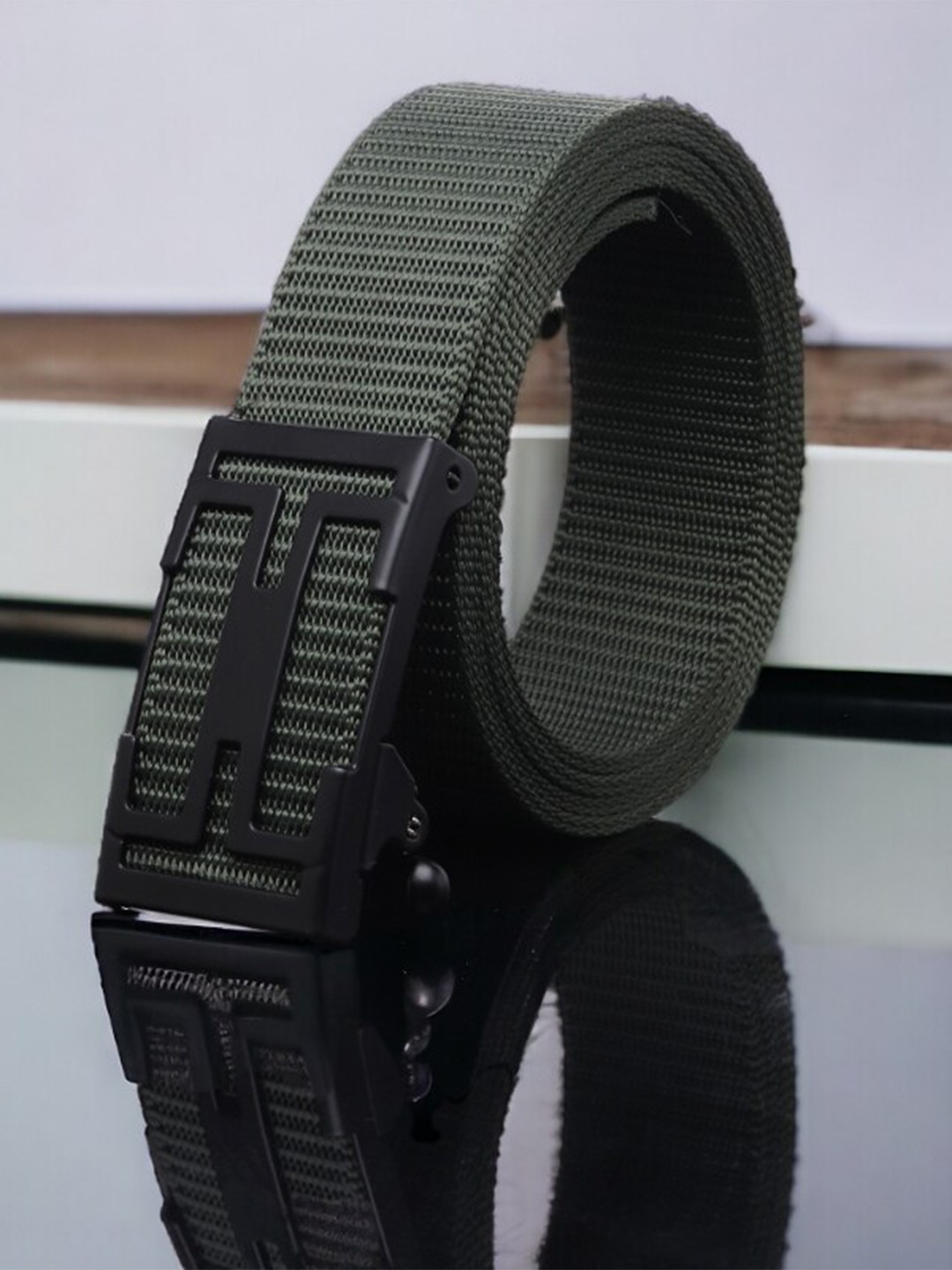 

Kastner Men Textured Belt, Green