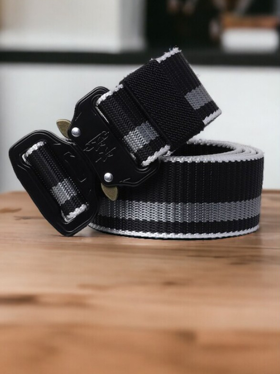 

Kastner Men Textured Belt, Black