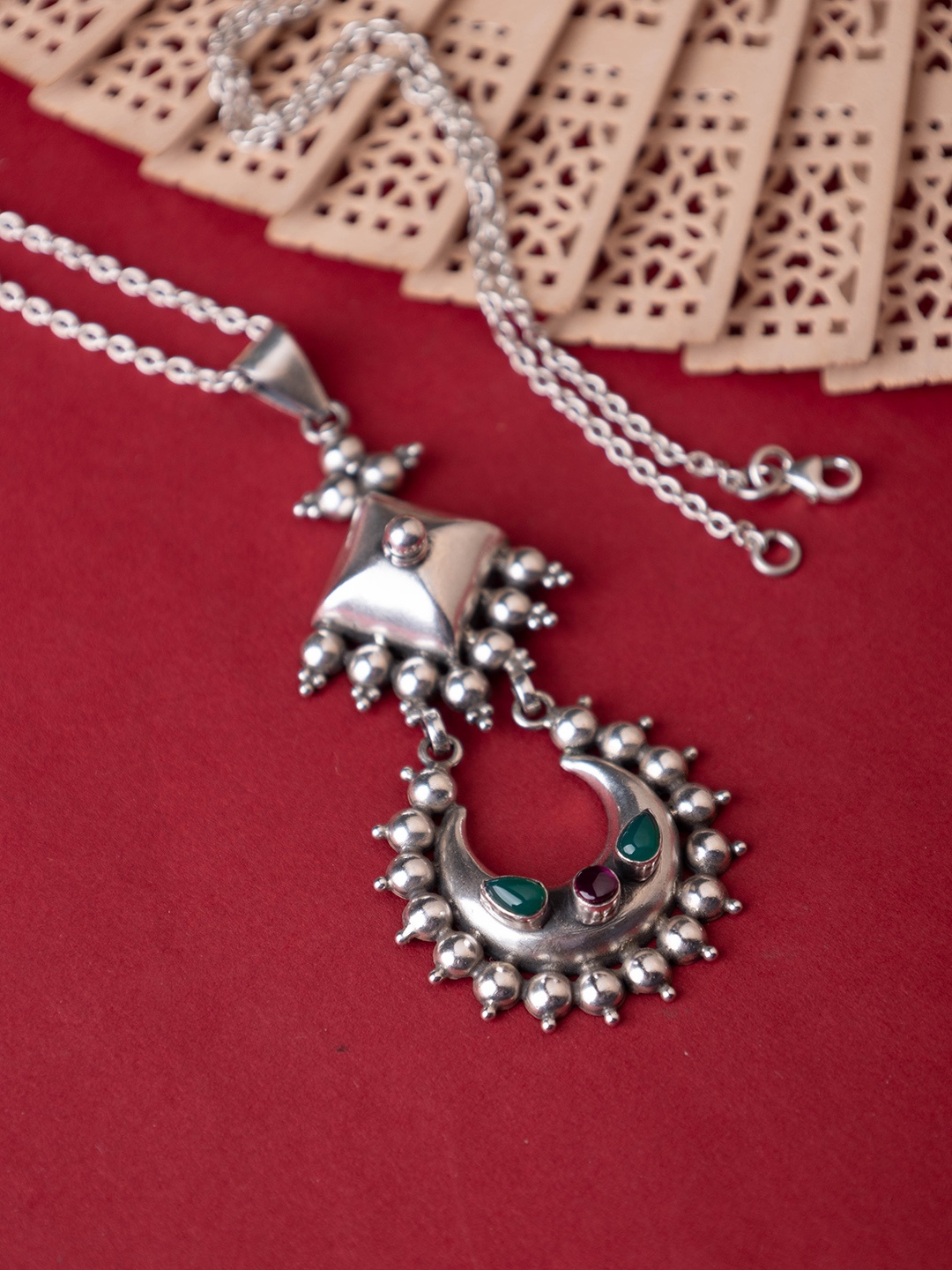 

Shyle 925 Sterling Silver Mizoya Chandra Motif Oxidised Drop Pendant